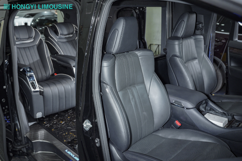 Độ ghế limousine ô tô tại Quảng Nam với dòng Crystal 5.0