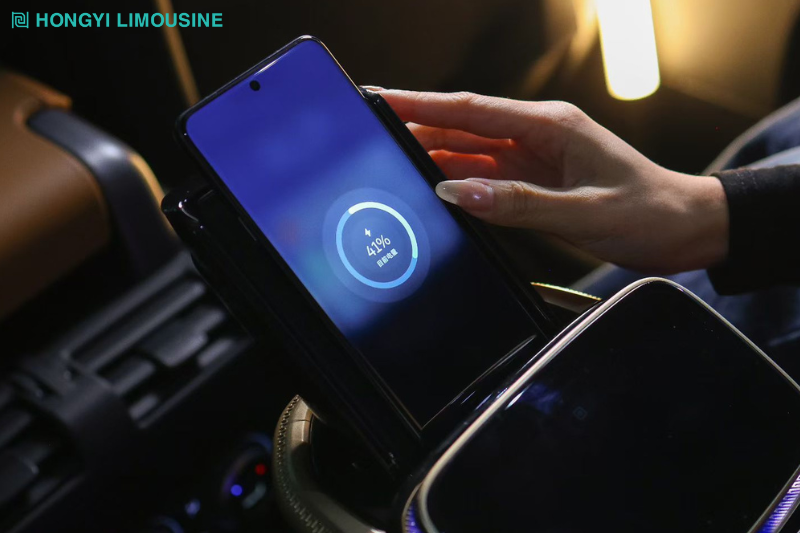 Sạc không dây tốc độ cao từ ghế Hongyi Throne 1.0 tiện lợi